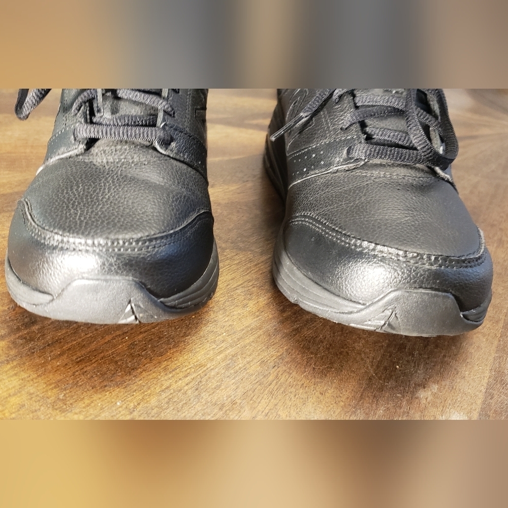 New Balance Black Athletic Shoes Size 8 - Picture 8 of 15